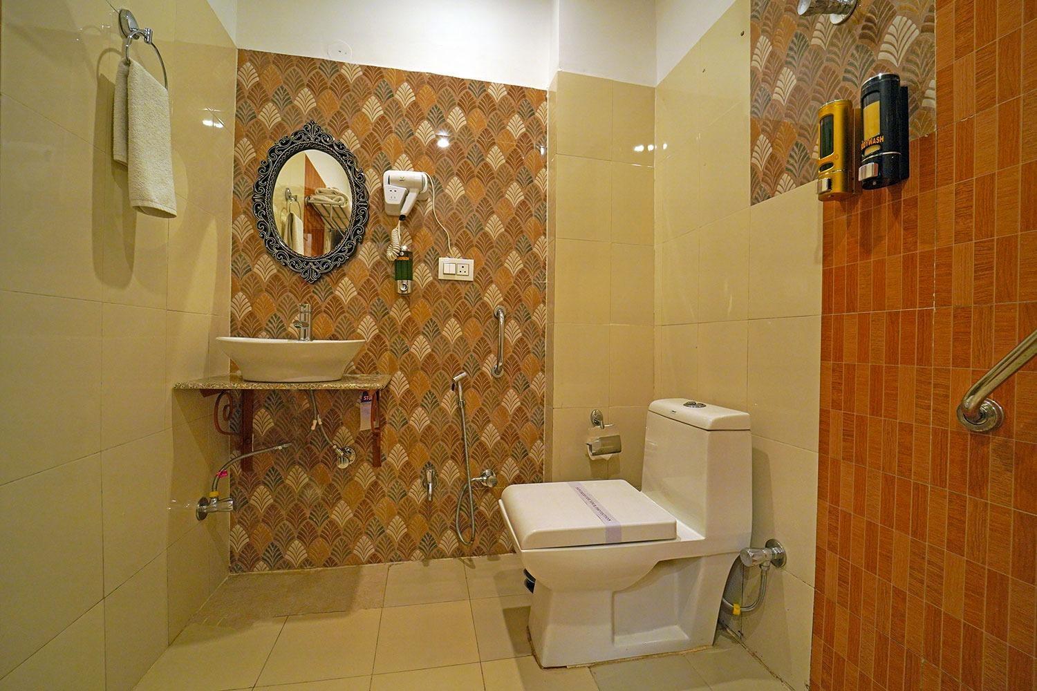The Neeraj Naturecure On Ganga Rishīkesh Extérieur photo