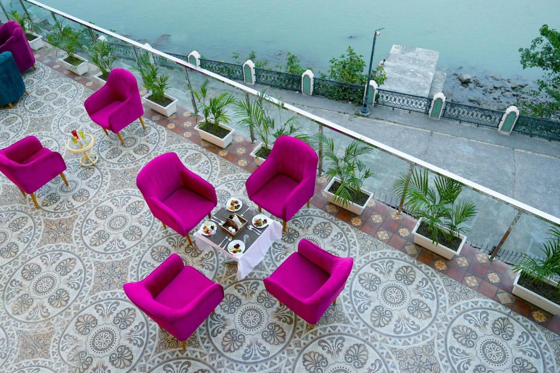 The Neeraj Naturecure On Ganga Rishīkesh Extérieur photo